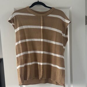 📌 3 for $20📌NWOT Brown and White Striped Knit Top SIZE L